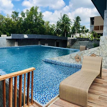 Quins Style Resort Belitung Tanjungbinga Esterno foto